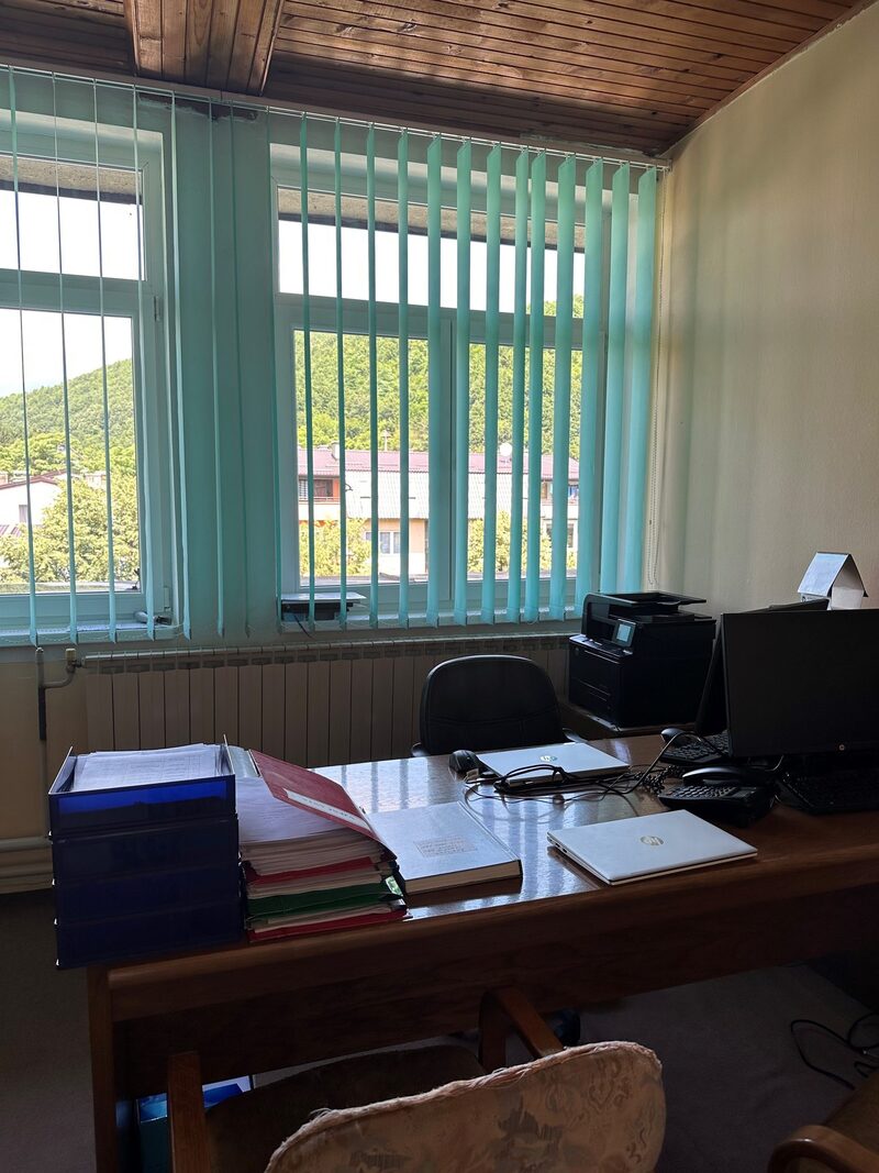 Ein Büro im Rathaus Goražde